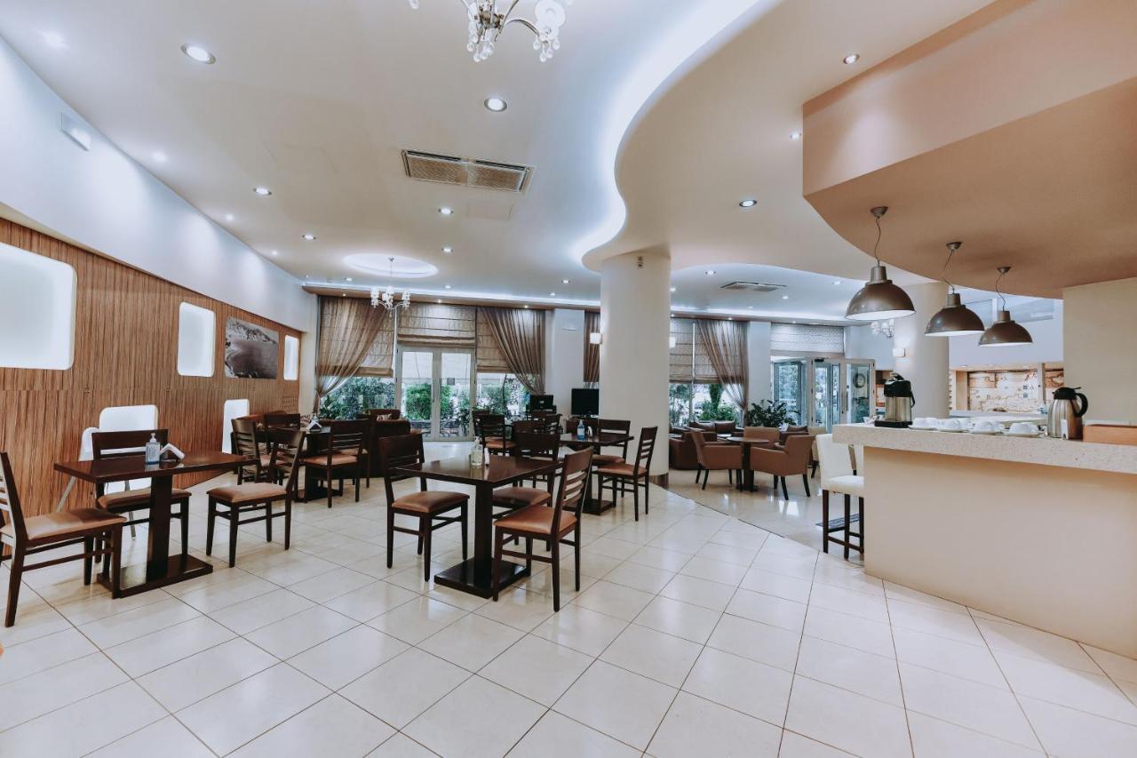 Athinaiko Hotel 2*