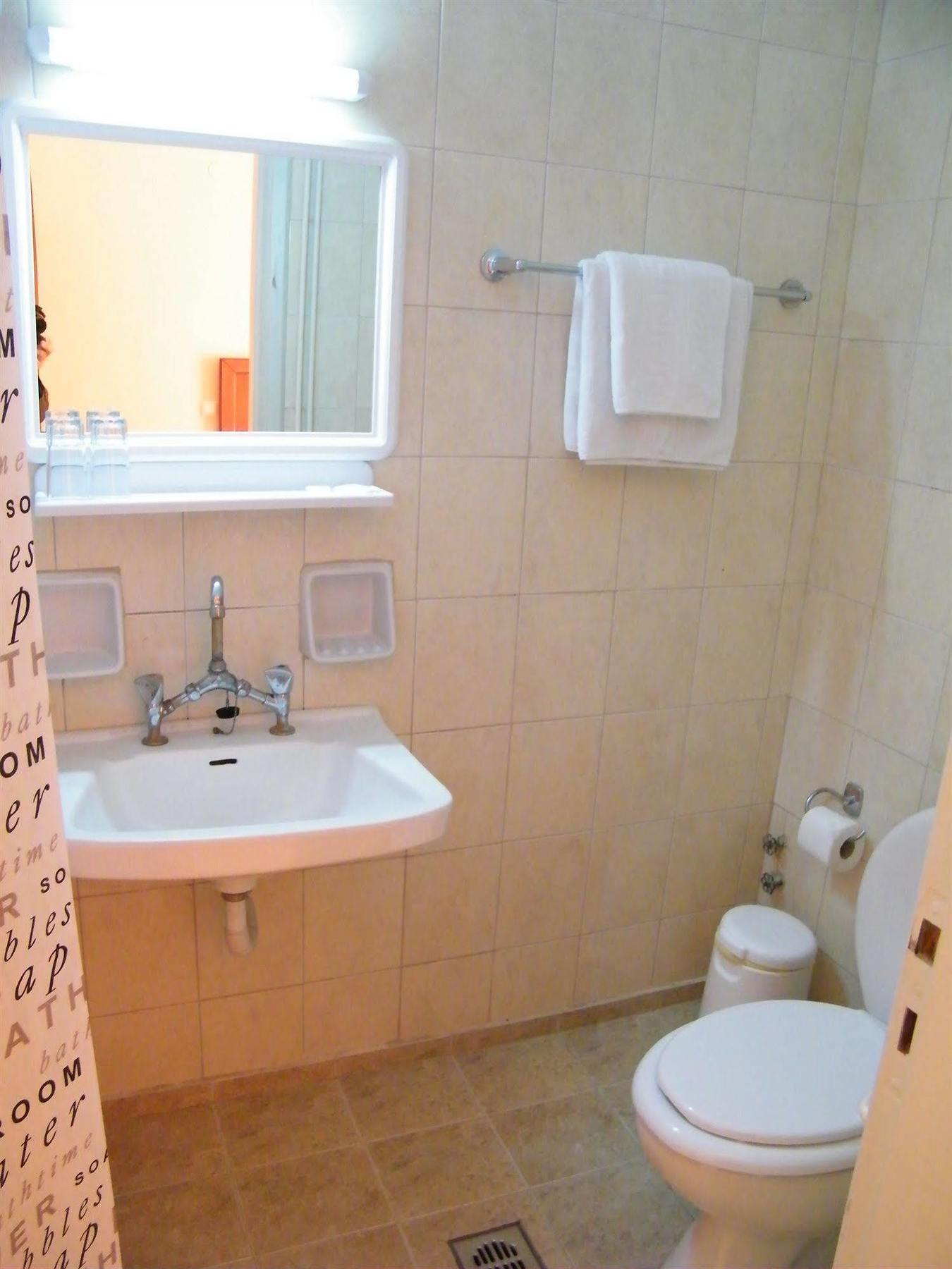 Athinaiko Hotel 2*